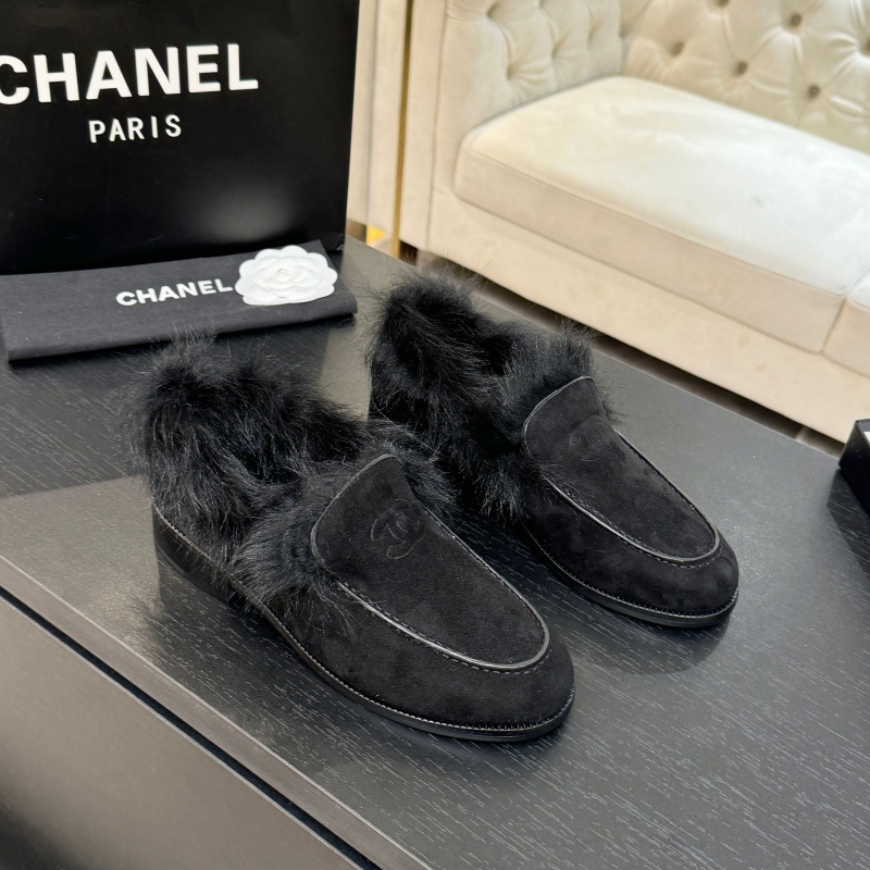 Ch**el loafers